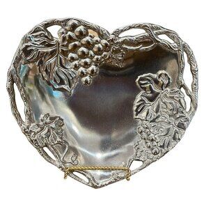 Vintage 2002 Arthur Court Metal Heart Shaped Dish Bowl‎ Tray Grapes Size 10 1/4"